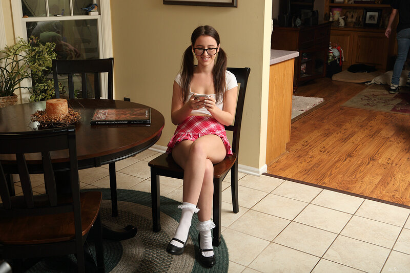 Жозефина, 18 лет, 3 размер груди